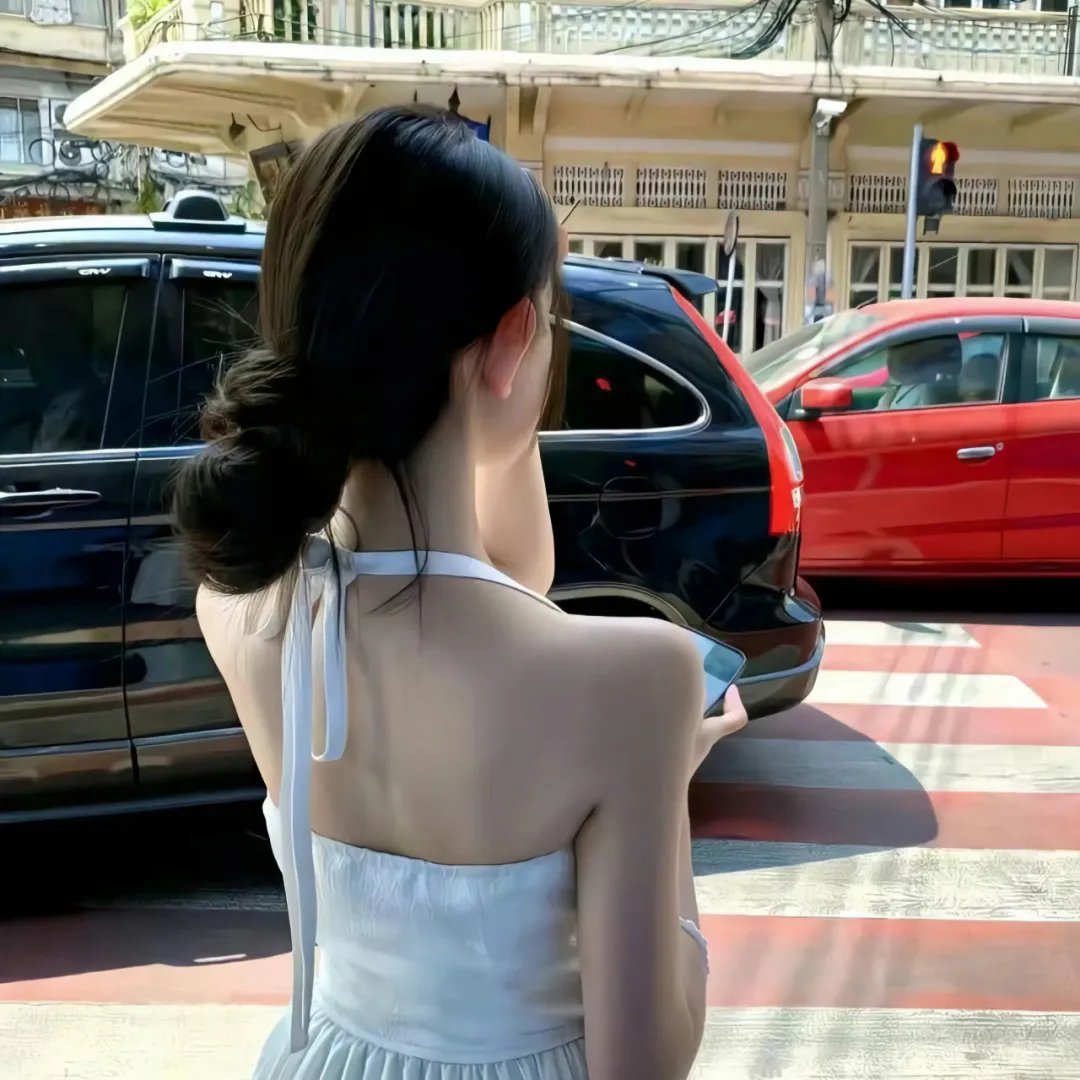 女孩的成长图腾